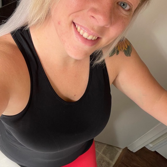 Meet your Posher, Michaela - Picture 1 of 1